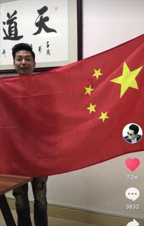 中长款大衣如何搭配-专业问答网站,助您解决疑惑